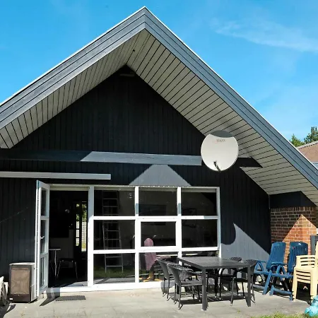 Two-bedroom Holiday In Romo 1 *
