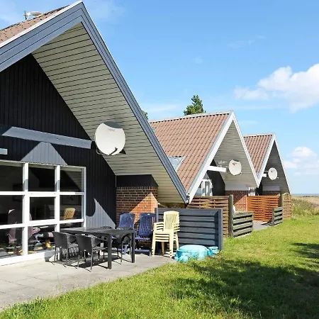 Дом отдыха Two-bedroom Holiday In Romo 1 Рёмё-Киркебю
